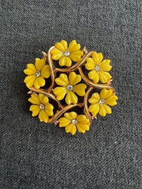 Vintage Yellow Floral Rhinestone Brooch